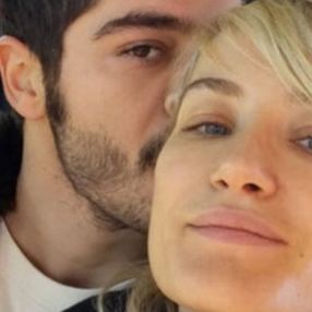Didem Soydan ve Burak Deniz'den aşk pozu