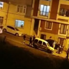 Sultangazi’de vatandaşlar, kaçak göçmenleri taşıyan sürücüyü kovaladı