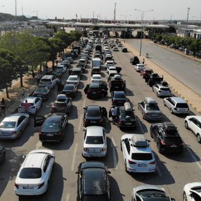 Kapıkule Sınır Kapısı’nda, gurbetçilerin dönüş yolu çileye dönüştü