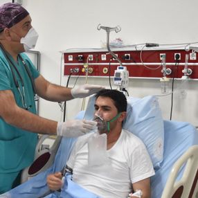 Kayseri’de yerli aşıyı olmak için bekledi, koronavirüse yakalandı