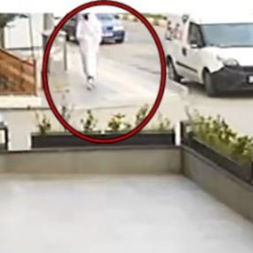 Çorum'da beyaz çarşaf giyen kişi motosiklet çaldı