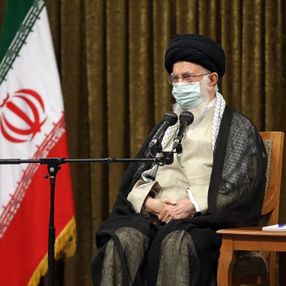 Ayetullah Hamaney: Afganistan'daki krizlerin kaynağı ABD'dir