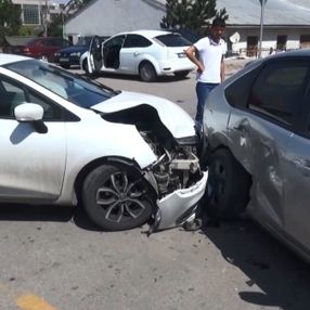 Erzurum'daki kazada eşini öldü sanan kadın, panik yaşadı