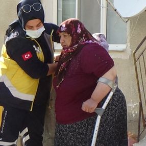Karaman'daki sokak çatışmasında, yaşlı kadın vuruldu
