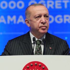 Cumhurbaşkanı Erdoğan: Avrupa'da son 20 yılda öğretmen maaşlarını en çok iyileştiren ülke Türkiye