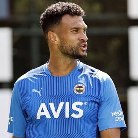 Caulker, Fenerbahçe'de oynamadan kazandı
