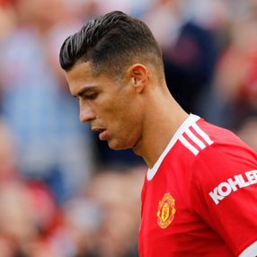 Ronaldo ManU formasıyla yeniden sahada