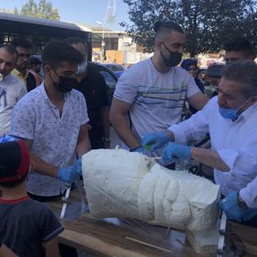 Erzurum'da cağ usulü dondurma