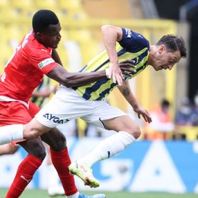 Fenerbahçe, Sivasspor'la berabere kaldı