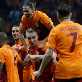 Galatasaray, Lazio'yu tek golle mağlup etti