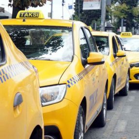İstanbul'da taksilere kamera takılacak