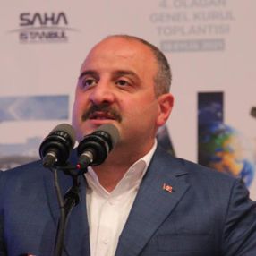 Mustafa Varank'tan CHP'ye: Yunanistan’da siyaset yapın