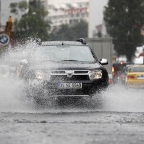 Meteoroloji: Sıcaklıklar 10 derece birden düşecek