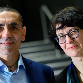Uğur Şahin ve Özlem Türeci, Almanya'nın en prestijli bilim ödülüne layık görüldü