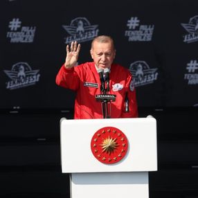 Cumhurbaşkanı Erdoğan TEKNOFEST'te sordu: Gösterileri beğendiniz mi