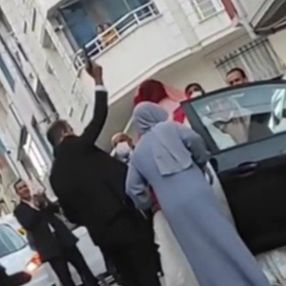 Esenyurt'ta maganda damat kamerada