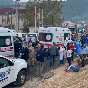 Bursa'da fabrikada patlama: Ölü ve yaralılar var