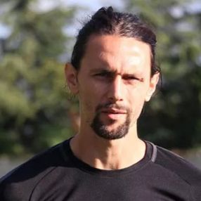Neven Subotic, Denizlispor'a transfer yasağı getirtti