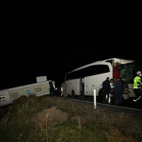 Nevşehir'de öğrencileri taşıyan otobüsler kazaya karıştı: 44 yaralı