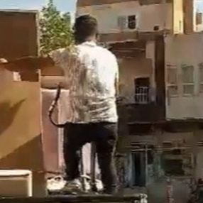 Adıyaman’da seyir halindeki kamyonette spor yaptı