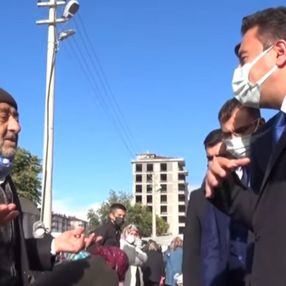 Ali Babacan, Ankara'da vatandaşların tepkisiyle karşılaştı