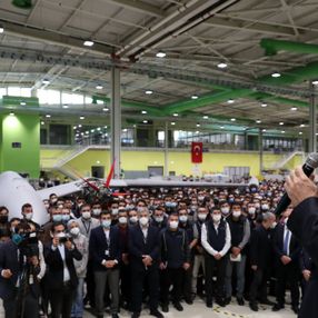 Cumhurbaşkanı Erdoğan BAYKAR fabrikasında