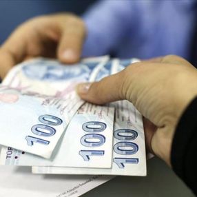 Kamu bankaları kurumsal kredi faiz oranlarını düşürdü