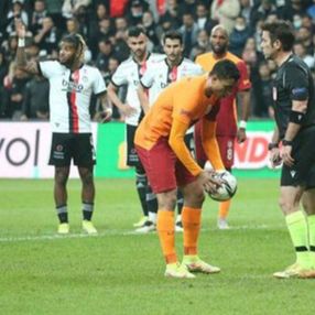 Mostafa Mohamed özür diledi