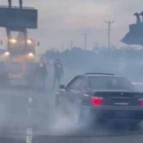 Ordu'da drift atan sürücü ve yolu kapatan kepçe sürücülerine 14 bin lira ceza