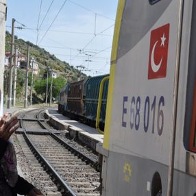 Gaziantep'te Fatma Tıraş: Boyum yetmeyince taşa çıktım, Atatürk'ü gördüm