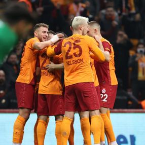 Galatasaray evinde Gaziantep FK'yı rahat geçti