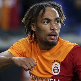 Boey, tedavi için Fransa'ya gitti