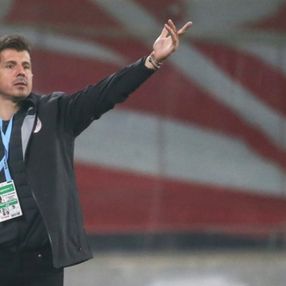 Başakşehir, Emre Belözoğlu'yla kazanıyor