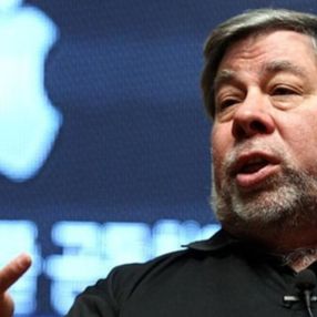 Apple kurucusu Steve Wozniak: iPhone 12 ile 13 arasında ne fark var