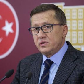 İyi Partili Lütfü Türkkan istifa etti