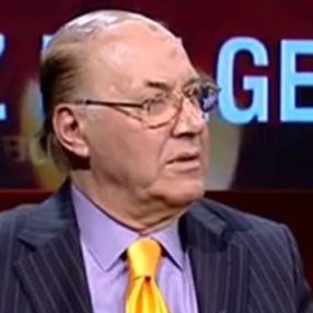Necmettin Batırel: Dolar paraşütsüz düşecek