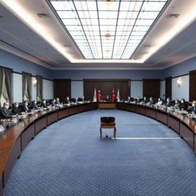 AK Parti'de gündem asgari ücret