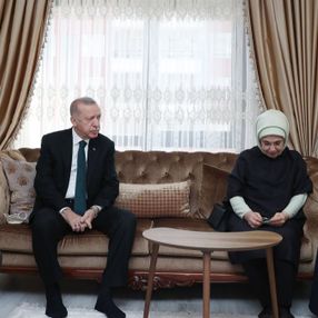 Cumhurbaşkanı Erdoğan Başak Cengiz'in ailesinin evine gitti