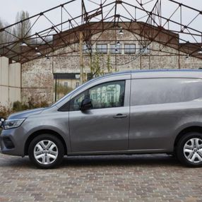 Yılın ticari aracı Renault Kangoo Van oldu