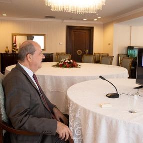 Ersin Tatar'dan Kapalı Maraş'ta klip çeken Nihayet Elibol'a destek