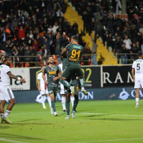 Beşiktaş, Alanyaspor'a mağlup oldu
