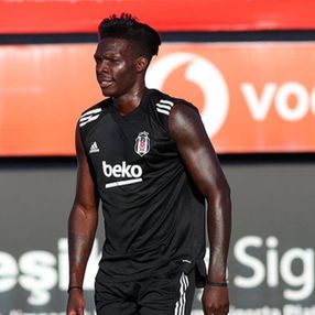 Beşiktaş'ta N'Sakala kadro dışı bırakıldı