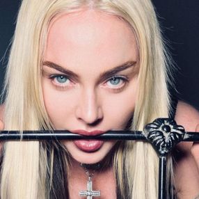 Madonna'dan Instagram’a fotoğraf tepkisi