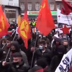 Almanya'da terör örgütü PKK yanlıları yürüyüş düzenledi