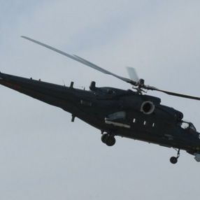 Azerbaycan'da askeri tatbikatta helikopter düştü