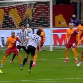 Altay'ın kazandığı penaltı tartışma konusu