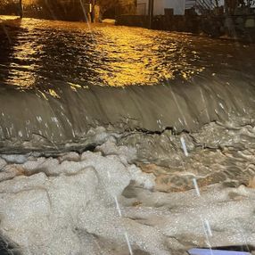 Bodrum'da sağanak hayatı felç etti