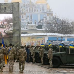 Ukrayna Silahlı Kuvvetleri'nin 30'uncu kuruluş yıl dönümü kutlandı