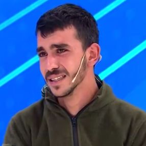 Karısı üst devresine kaçan asker, canlı yayında ağladı
