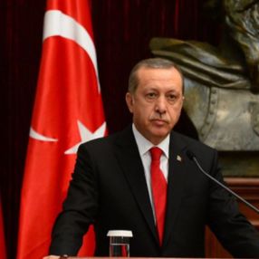 Cumhurbaşkanı Erdoğan Arnavutluk meclisinde FETÖ'ye karşı uyardı